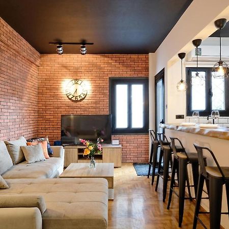 Glyfada Breeze Apartments Athena Bagian luar foto