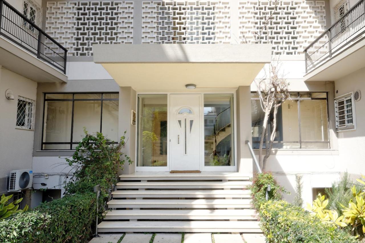 Glyfada Breeze Apartments Athena Bagian luar foto