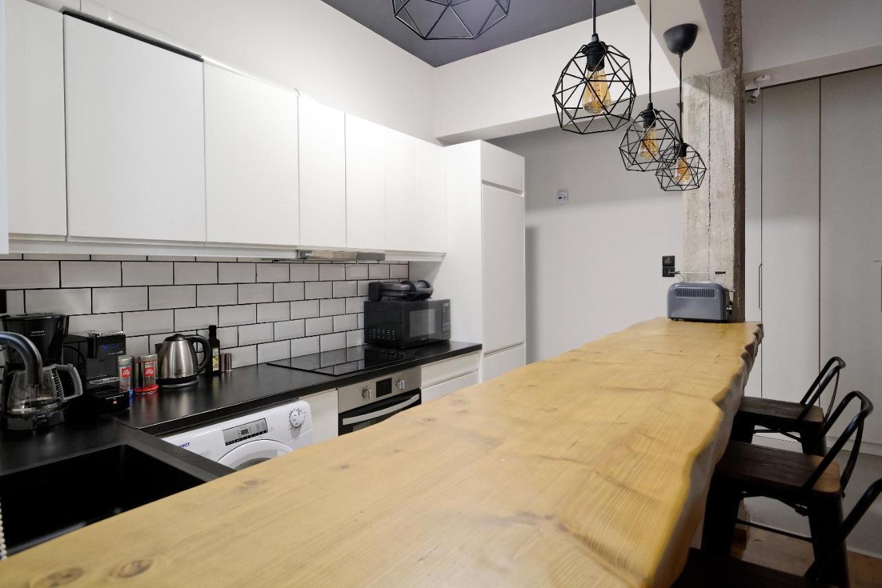 Glyfada Breeze Apartments Athena Bagian luar foto