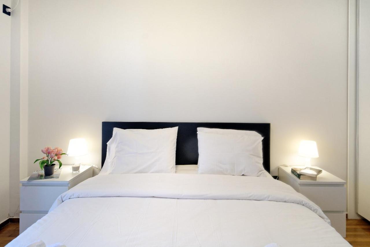 Glyfada Breeze Apartments Athena Bagian luar foto