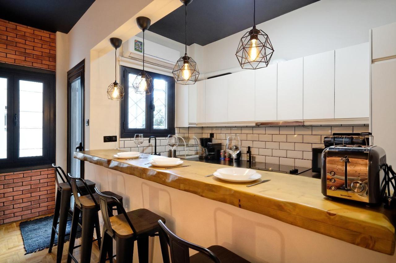 Glyfada Breeze Apartments Athena Bagian luar foto